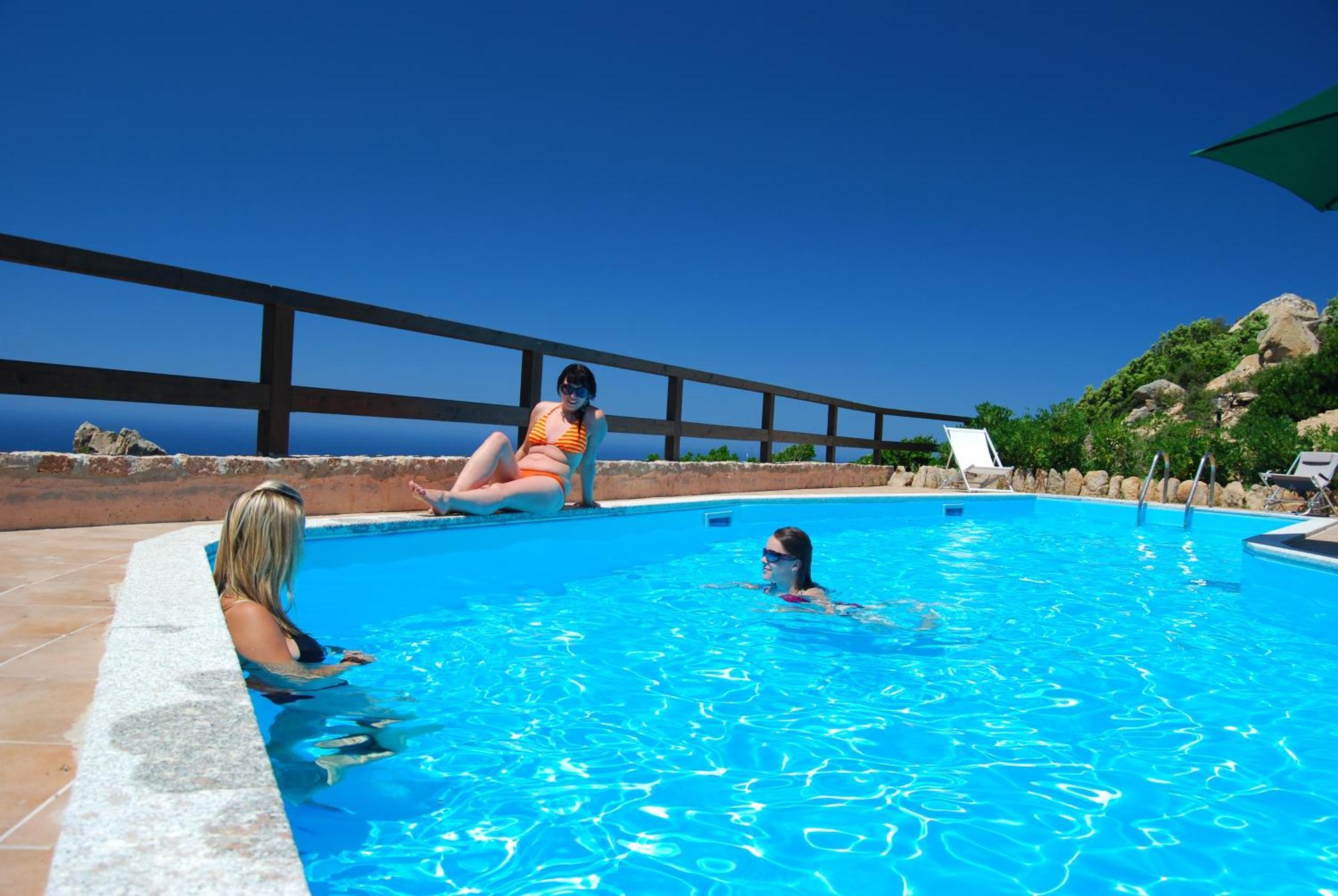 Gravina Resort & Apartments Costa Paradiso Extérieur photo