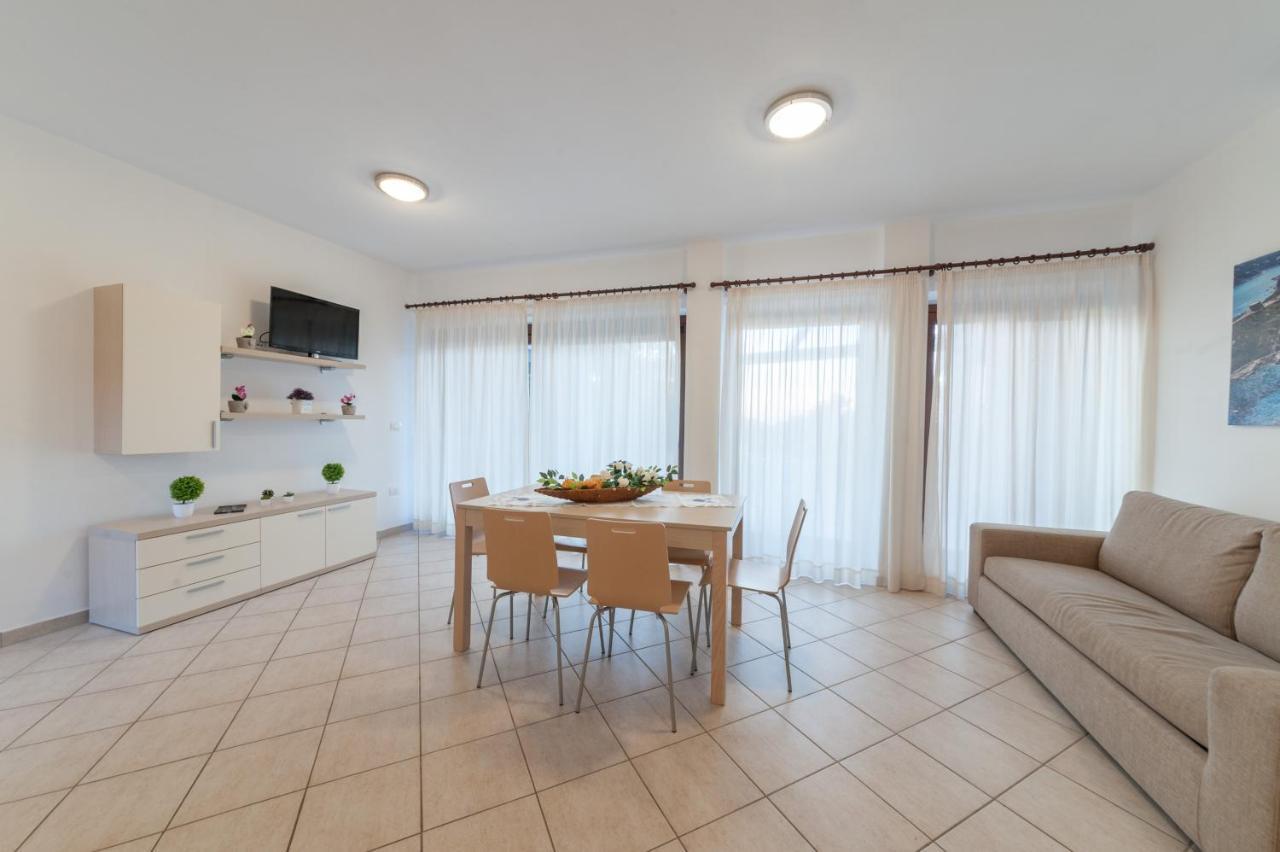 Gravina Resort & Apartments Costa Paradiso Extérieur photo